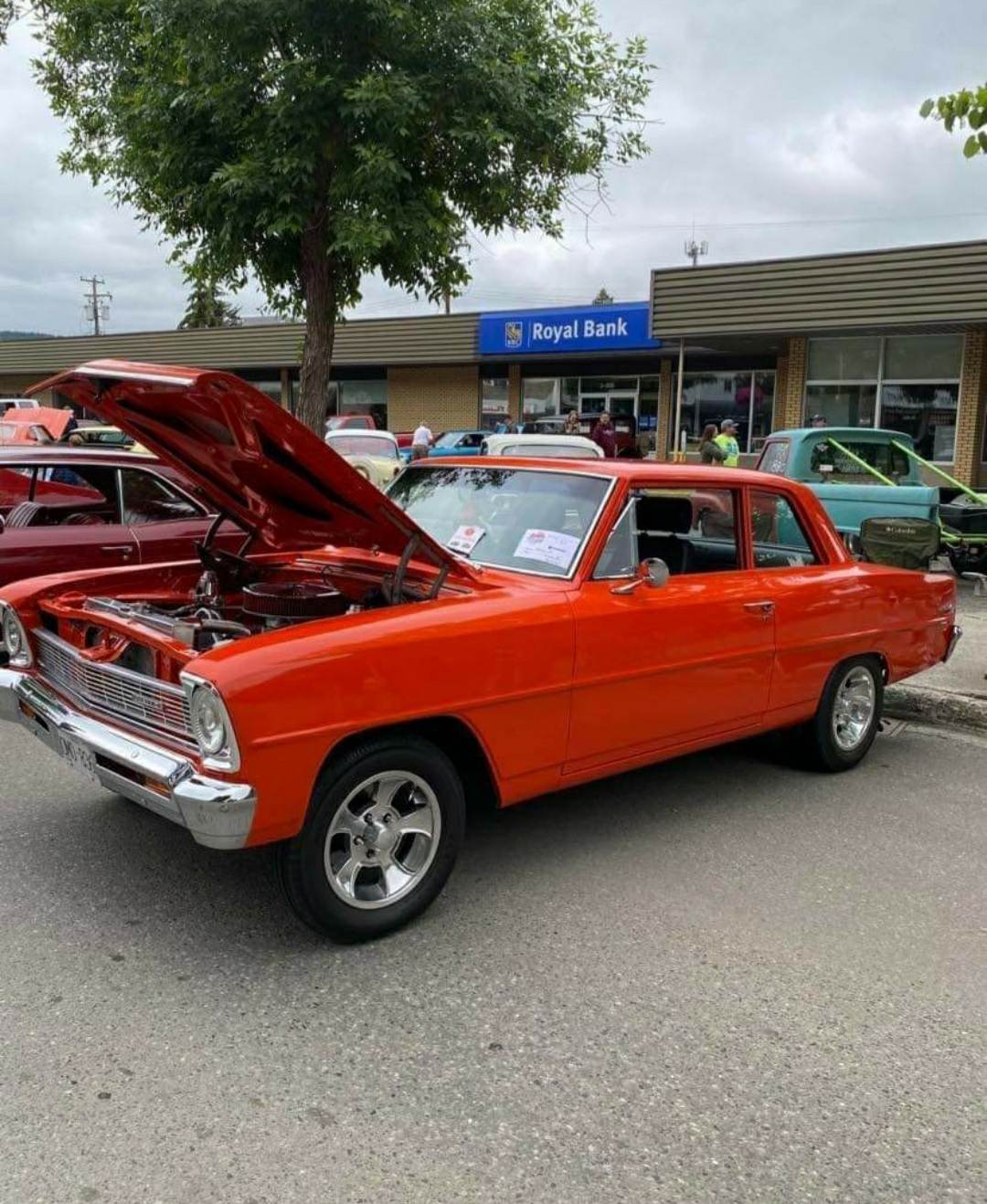 1966 Chevy II, owned by Dave & Trish Akehurst